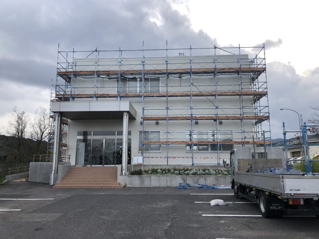 高速道路施設 点検用足場