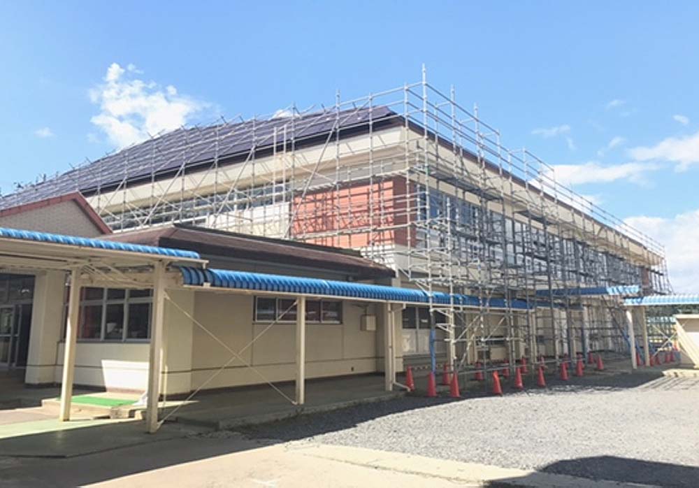 大槻中学校屋内運動場屋根塗装工事